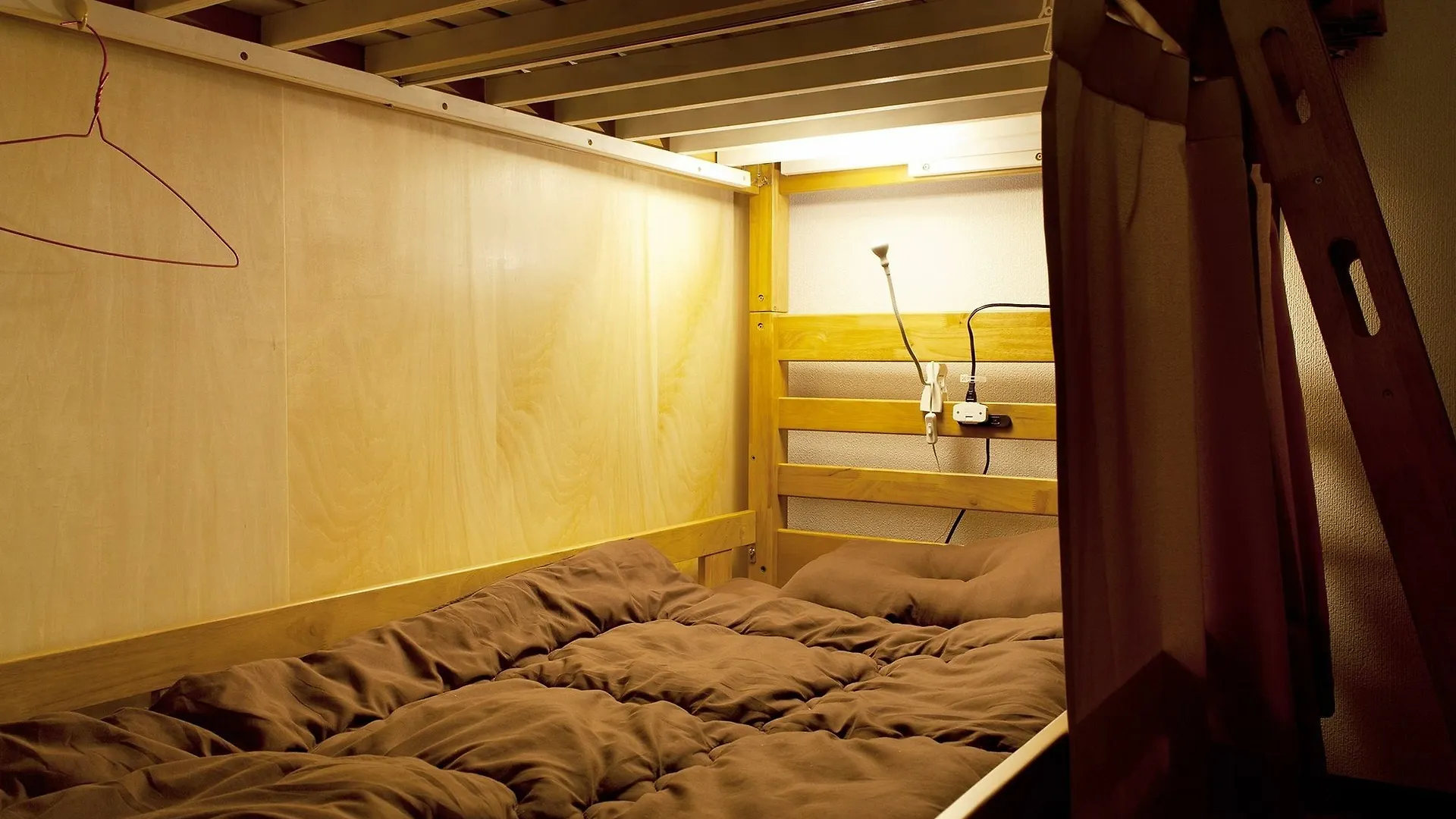 Osaka Guesthouse Hive Fukushima  Japan